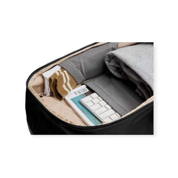 new Bellroy ✪ Transit Workpack Commuter Backpack Laptop Travel Bag ✪ Black ✪ 20L - Picture 4 of 16